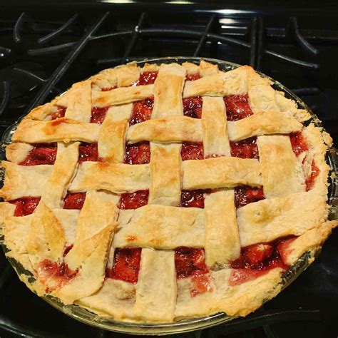 Grandma S Strawberry Rhubarb Pie Recipe
