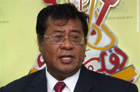 He was tan sri abdul khalid ibrahim's political secretary, before‎ faekah husin took over the role. Nothing strange in settling personal loan out of court ...