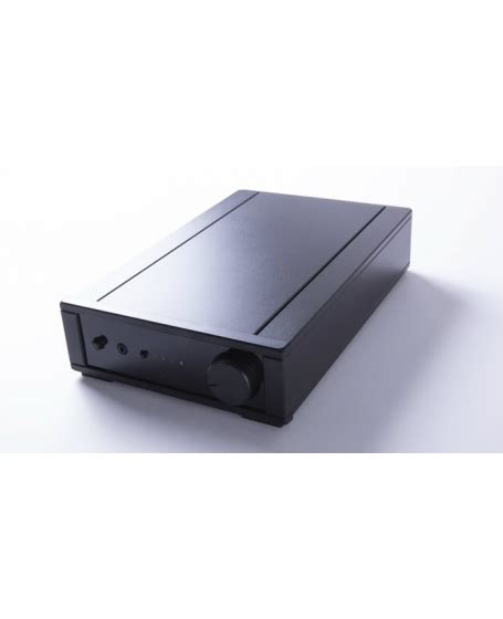 Rega Io Integrated Amplifier Made In England