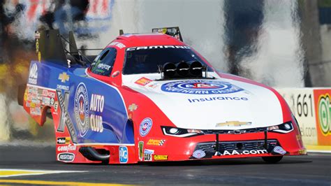 Nhra Funny Car Point Lead Robert Hight Back In Position For World Title