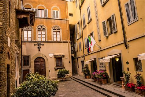 5 Cheap But Chic Hotels In Florence Hotels In Florence Italy Florence Italy Florence Hotels
