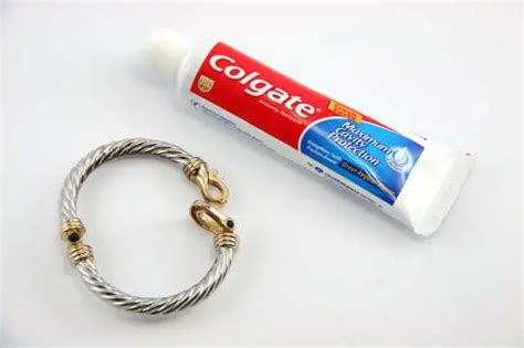 How To Use Toothpaste To Clean Silver Grandmas Things