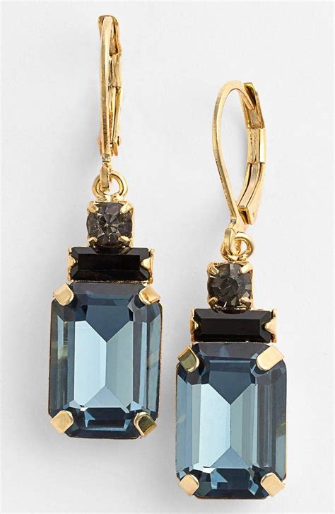 These Light Blue Crystal Drop Earrings Are So Pretty Diamonddropearrings Beautiful Jewelry