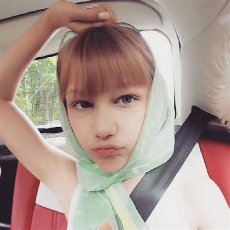 She belted out an original song and received a standing ovation. Ukulele Player Grace VanderWaal Has Been Compared to ...