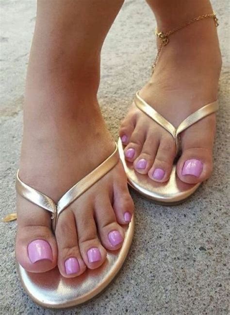 Pin On Oh Them Beautiful Feet And Toes