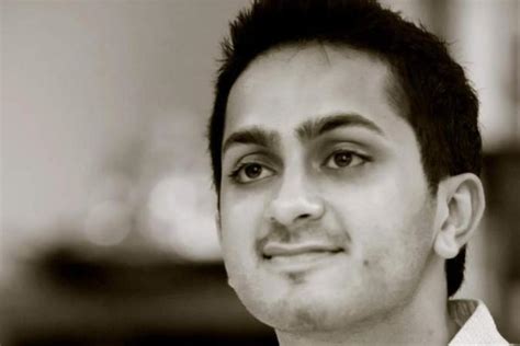 Cops Search Vivek Oberois Home As Part Of Drugs Probe After Brother In