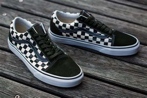 Shop the old skool vans collection, handpicked and curated by expert stylists on poshmark. VANS "Old Skool (50th Celebration) - Checkerboard/Black ...