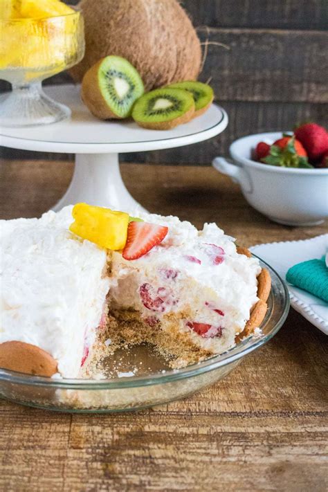 Easy No Bake Tropical Cream Pie With Strawberries And Pineapples