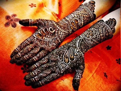 20 Most Beautiful Bridal Mehndi Designs 2017