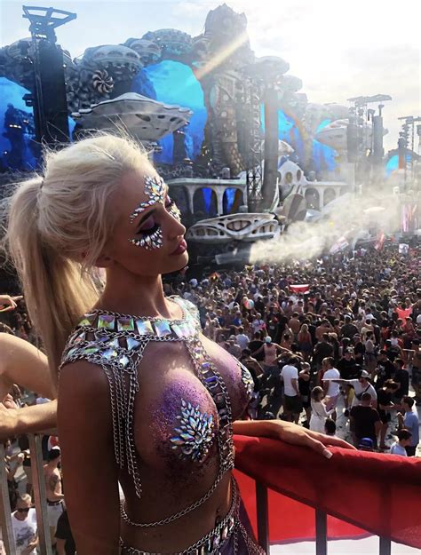 Throwback To Having My Titties Out At Tomorrowland Nudes