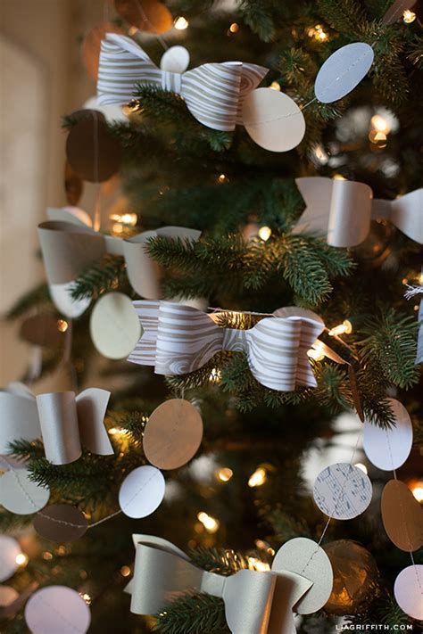 Paper Christmas Decorations You Can Make At Home A Diy Projects