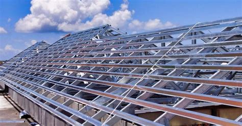 Lysaght spandek dirancang sebagai bahan penutup atap dan dinding yang kuat, estetik, dan efisien. Atap Garasi Spandek + Kalsibot / Harga Atap Spandek Warna ...