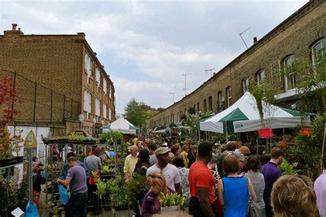 Columbia Road Flower Market Is One Of The Best Places To Shop In London