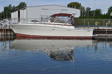 1984 Used Viking 35 Express Freshwater Fishing Boat For Sale 69900