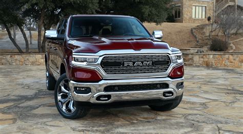 2019 Ram 1500 Ditches The Classic Crosshair In Favor Of Modern Style