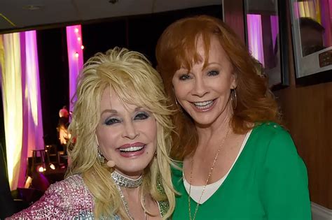 Reba Mcentire Reveals Surprising Way She Contacts Dolly Parton