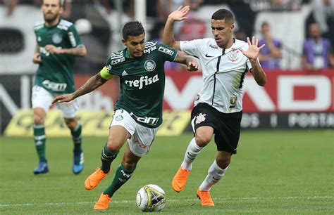 Roni comemora boa atuação pelo corinthians e exalta chegada dos reforços: Palmeiras x Corinthians: assista aos gols do Dérbi no ...