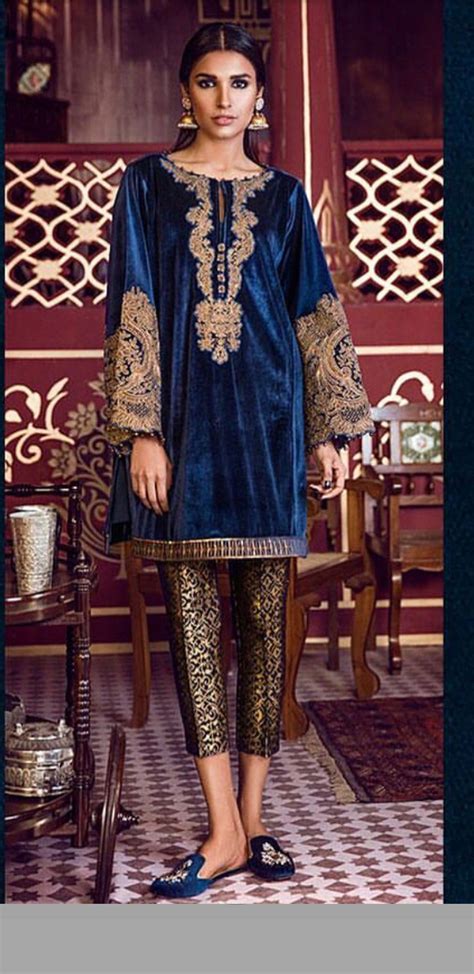 Pakistani Velvet Pakistani Dress Simple Pakistani Dresses Pakistani Dress Design Indian