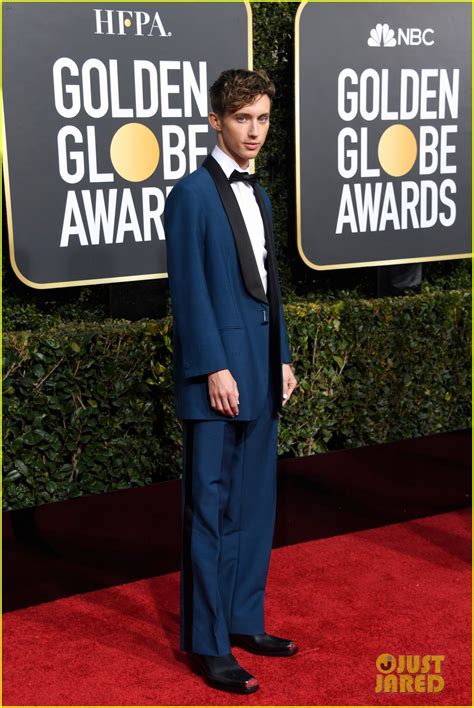 Troye Sivan Suits Up In Blue For Golden Globes Photo
