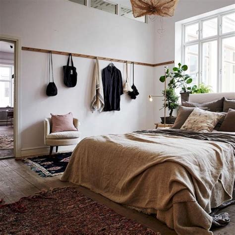 Bett vor Fenster stellen - Vorteile und Nachteile im ...