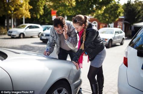 Men Have Big Crashes And Women Hit Parked Cars Insurance Firm Reveals Types Of Accidents