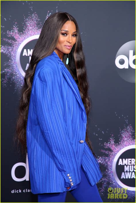 Full Sized Photo Of Ciara Goes Bold In Blue For Amas 09 Photo 4393078