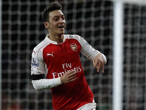 Mesut Ozil Holds Key To Arsenal Title Bid Football News