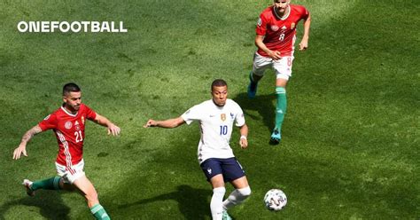 Learn all the details about unai simón (unai simón mendibil), a player in athletic for the 2020 season on as.com. 🚨 Lewandowski stuns Spain; Germany blitz Portugal; France ...