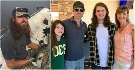 We use shaving cream to soften hair to be cut, allow the razor to glide easily across the skin, and to help your skin to look fresh and healthy. Famous Duck Dynasty Star Shaves Beard And The Change Is ...