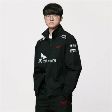 Official 2023 T1 Uniform Spring Jacket Uniform Coat Lck S13 Lol Legends Jack Faker Jacket Jersey