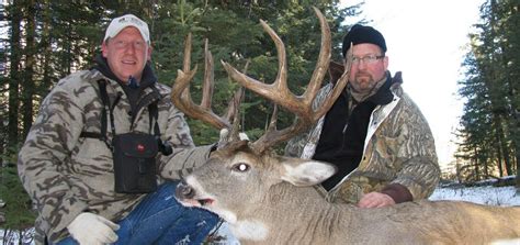 Whitetail Deer Hunting Outfitters Alberta Canada Hunt