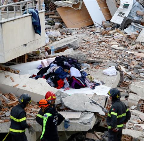 Viele haben bei dem erdbeben alles verloren. Erdbeben in Albanien - Häuser eingestürzt, mindestens 40 ...