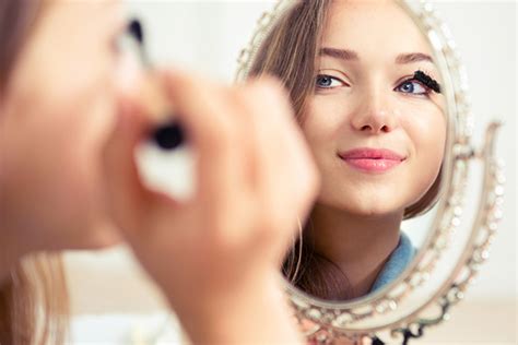 Teen Makeup Tips For Flawless Age Appropriate Makeup Application