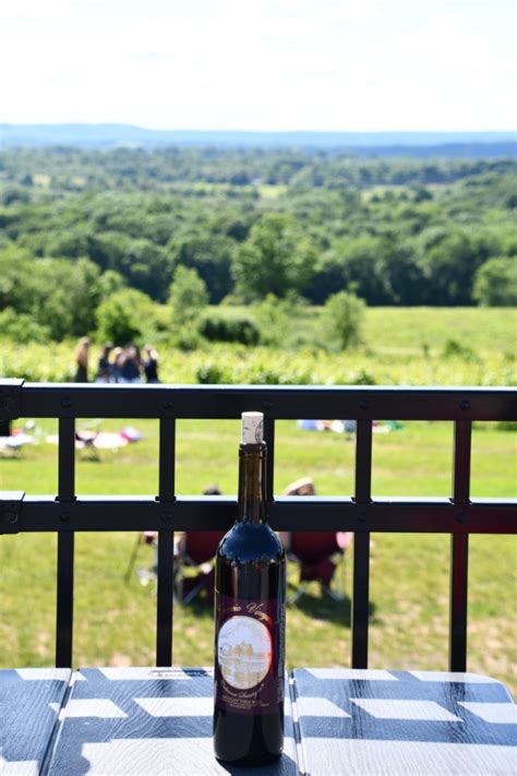 What To Do In Connecticut This Fall Hit The Connecticut Wine Trail