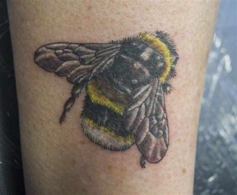 Realistic Bee Tattoo Bumble Bee Tattoo Spellfire Bumble Bee Tattoo