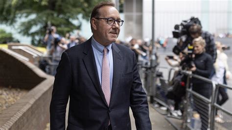 hollywood scandals kevin spacey described as sexual bully who assaults other men as u k