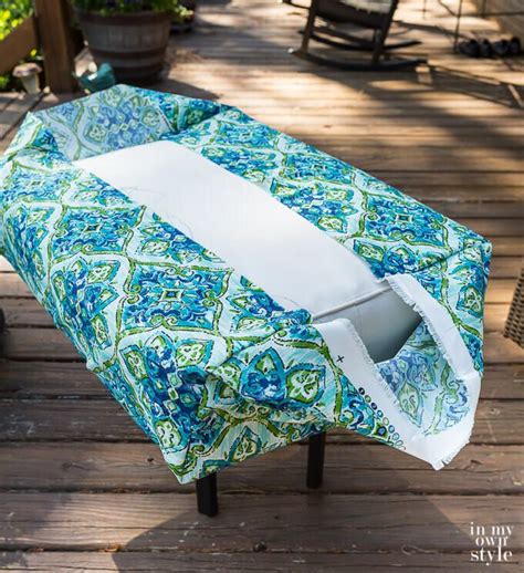 Easy Ways To Make Indoor And Outdoor Chair Cushion Covers Diy Chair