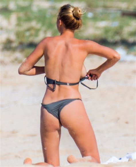 Kelly Rohrbach Nude Beach Candid Photos X Nude Celebrities