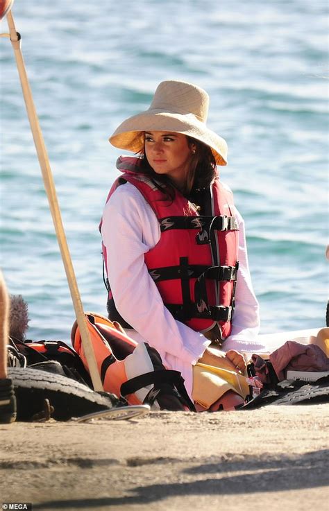 Frizzell assembles scenes to create a subtle sense. Shailene Woodley dons a sun hat and life vest as she ...