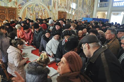 Ukraine Pro Russia Rebels Hold Elections In The East Fueling Conflict