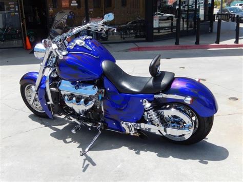 A typical cruiser is a type of motorcycle where the riding posture comprises of feet forward, hands raised, l. 2008 Boss Hoss LS2 SUPER SPORT Cruiser Motorcycle From ...