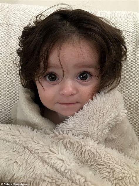 Sydney Baby Born With A Full Head Of Brown Hair Daily Mail Online