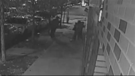 Nypd Searching For 2 Suspects Who Beat 60 Year Old Woman