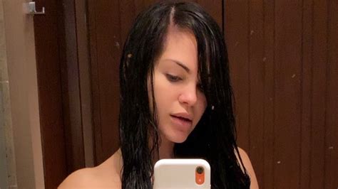 Natti Natasha Posó Desnuda Y Rob Kardashian No Resistió Coquetearle Telemundo