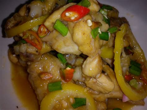 In fact, the active time of this recipe is only 10 minutes and the oven does all the work. Cooking Pleasure: LEMON CHICKEN WINGS