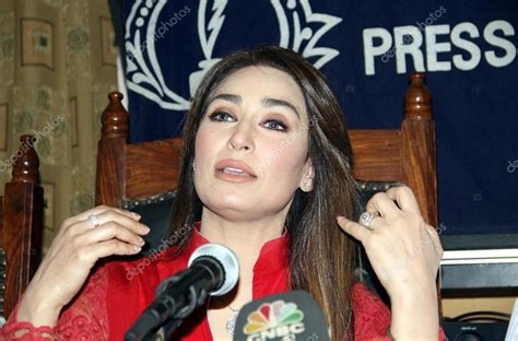 Renowned Pakistani Film Actress Reema Khan Addresses To Media Persons