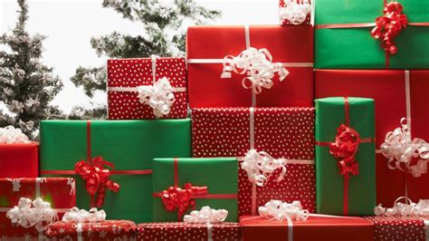 But still, the thought behind these 12 gifts is really sweet: Why '12 Days of Christmas' Gifts Could Set You Back $116K ...
