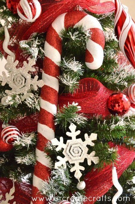 Make peppermint whipped cream for hot chocolate… → buy peppermint candy canes or peppermint round candies. Peppermint Christmas Tree | Christmas tree themes ...