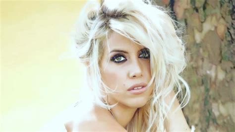 Browse 489 wanda nara stock photos and images available or start a new search to explore more stock photos and images. Para Wanda Nara lo "romántico" ya fue... "Quedate con el ...