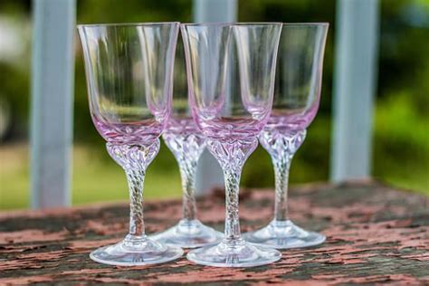 Vintage Pink Ombre Wine Glass Set Of 4 Dining Goblets Cordials Party Wedding